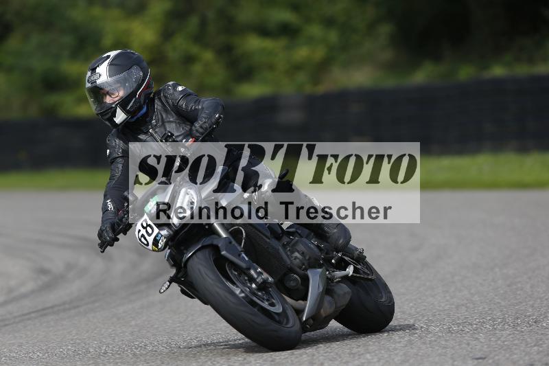 /53 16.09.2025 Track Day Domi Aegerter ADR/Gruppe gruen/68